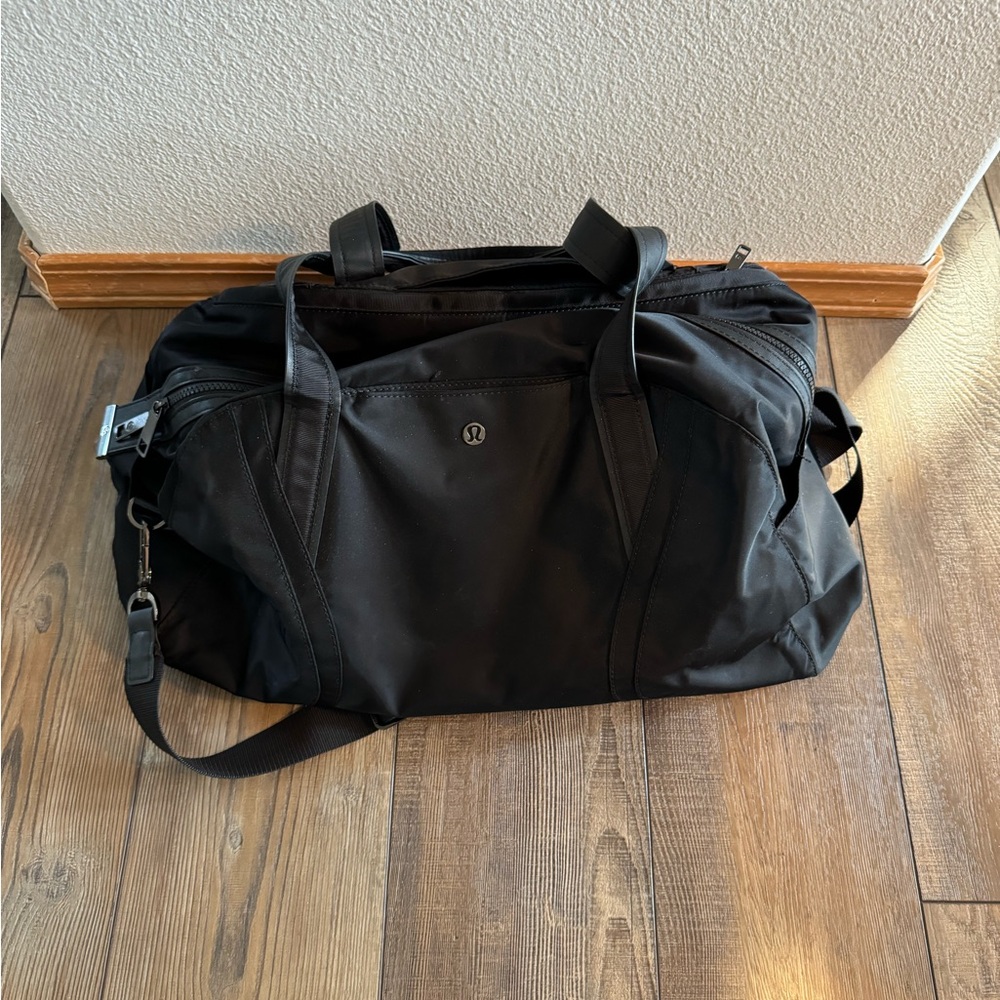 Lululemon Out of Range Duffel *33L